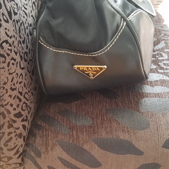 Authentic Prada Purse ๐ - Picture 2 of 6